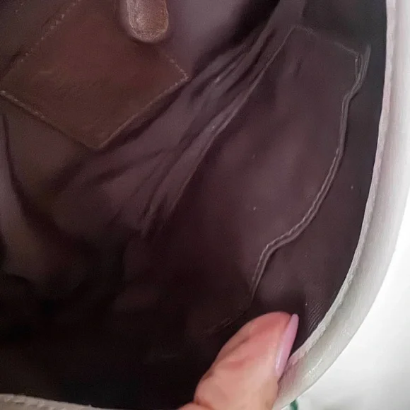 Coach Elegant Off White Leather Shoulder Bag Soho Authentic - Picture 11 of 17